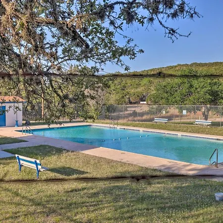 Canyon Lake Rental With Balcony And Lake Views